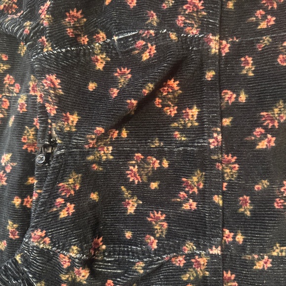 SO Black Mini Dress with Floral Design - Picture 7 of 7